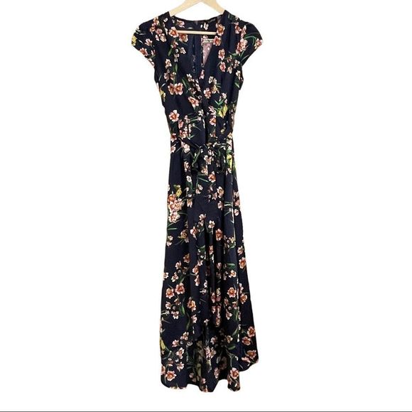 Boohoo Cap Sleeve Tie Waist Floral Hi-Lo Dress Navy Size 4 NWT - Picture 4 of 15